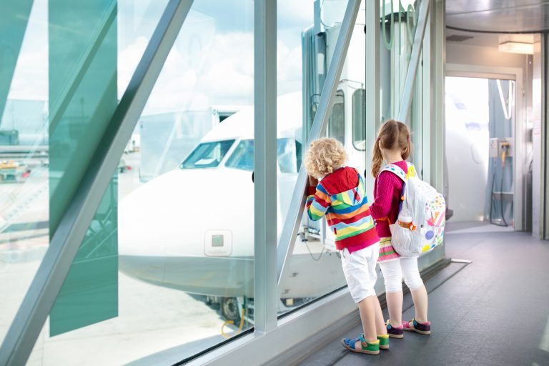 What You Need to Know Before Flying with Kids