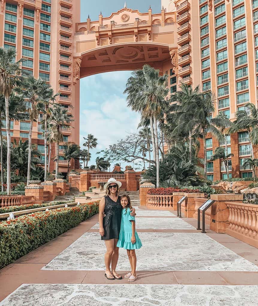 Tour the Atlantis Paradise Island Resort